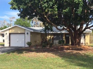 4220 Magnolia Dr, Ellenton, FL 34222