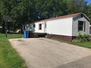 17 Hickory Ln, Winona, MN 55987