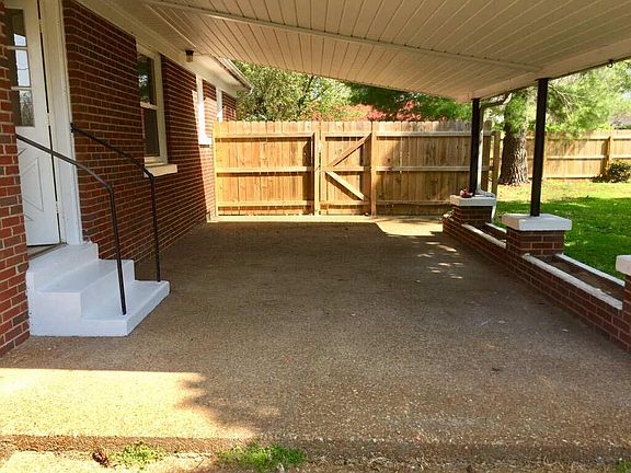 5th image of 1251 Chickering Dr