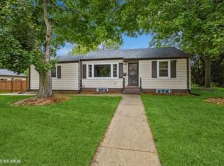 1202 Walnut St, St Charles, IL 60174