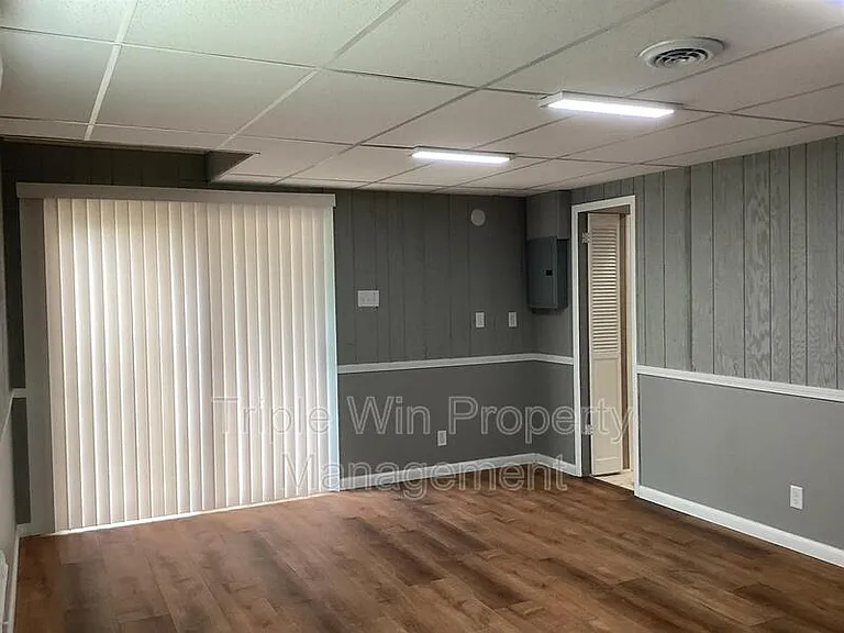 563 Apex Dr — Photo 32