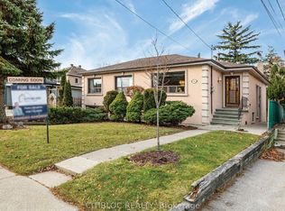 74 Erie St, Toronto, ON M6L2R2