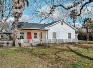 207 Coletoville Rd, Victoria, TX 77905