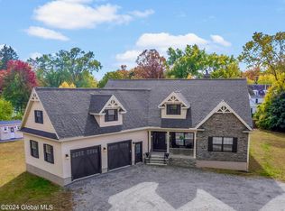 25 Garrison Rd, Queensbury, NY 12804