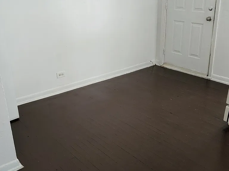 642 Pickus Ct — Photo 11
