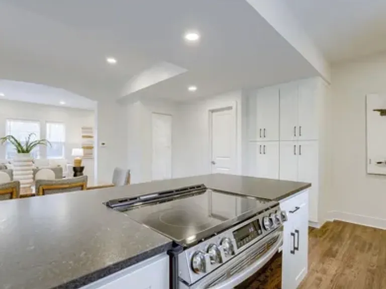 4905 Capitol Ave #4905 — Photo 5