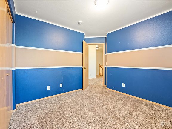 5th image of 600 W Bartlett Avenue