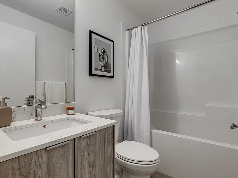 3350 19th St SW — Photo 5