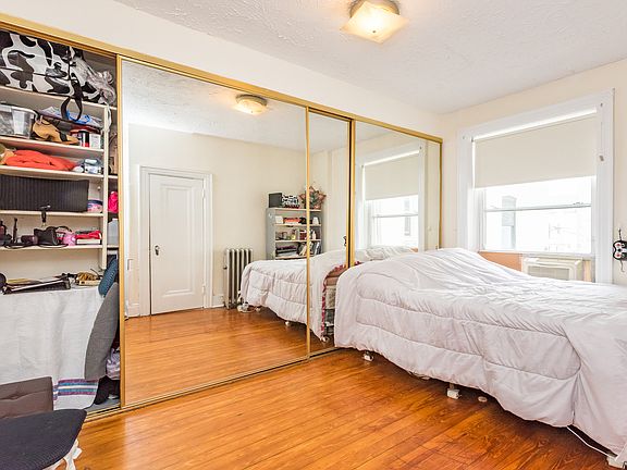5th image of 31-72 35th St #3B1
