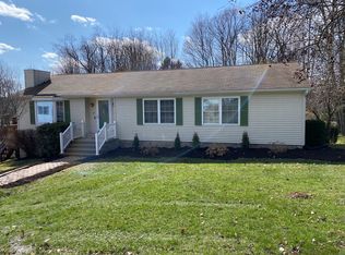 21 Firemans Ln, Browndale, PA 18421