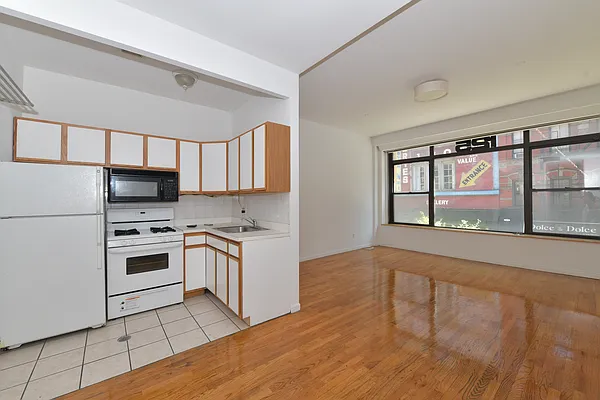 Rented by J Misrahi Realty Corp | media 36