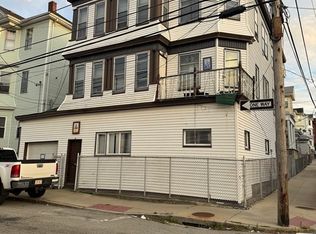 315-319 William St, Fall River, MA 02721