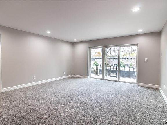 2nd image of 1111 N Old Woodward Ave Unit 6