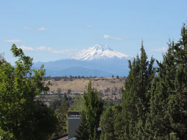 SE Wildflower Dr, Madras, OR 97741