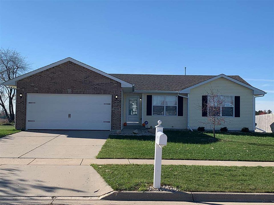 1st image of 4432 Sandhill Dr