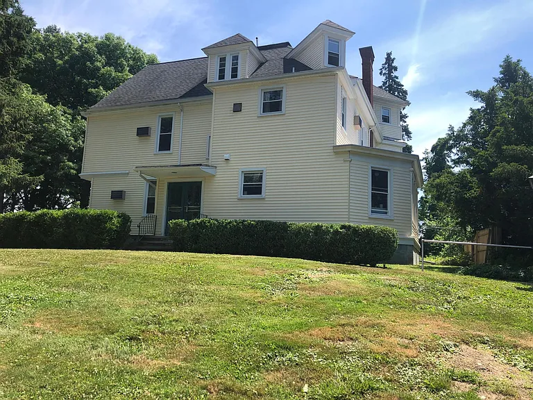 Exterior front yard