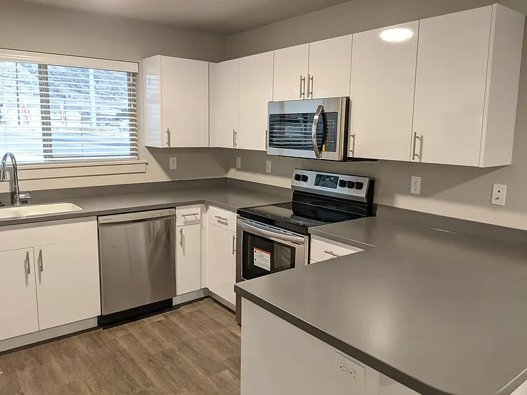 1141 E 1320 S #B104 — Photo 11
