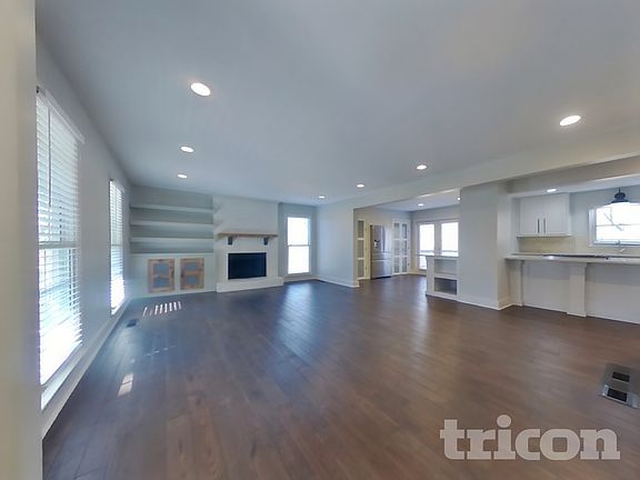 2nd image of 117 Jay Wood Dr
