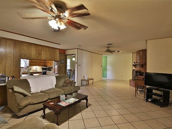 5th image of 3425 Edgemont Dr