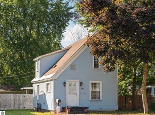 111 W 14th St, Traverse City, MI 49684