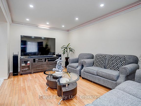 5th image of 1114 Maple Gate Rd