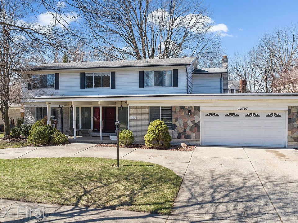 1st image of 32397 Desmond Dr