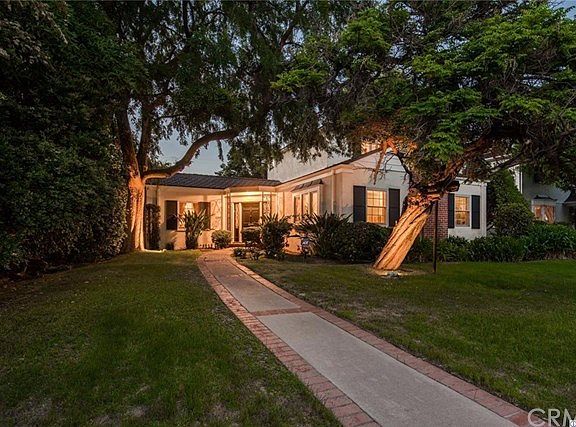 3rd image of 2215 Melville Dr
