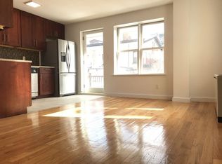 367 Waverly Ave APT 2A, Brooklyn, NY 11238