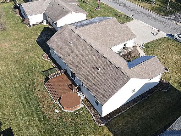 2nd image of 650 N Nickie Ln