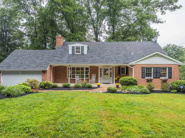 1316 Lindsay Ln, Jenkintown, PA 19046
