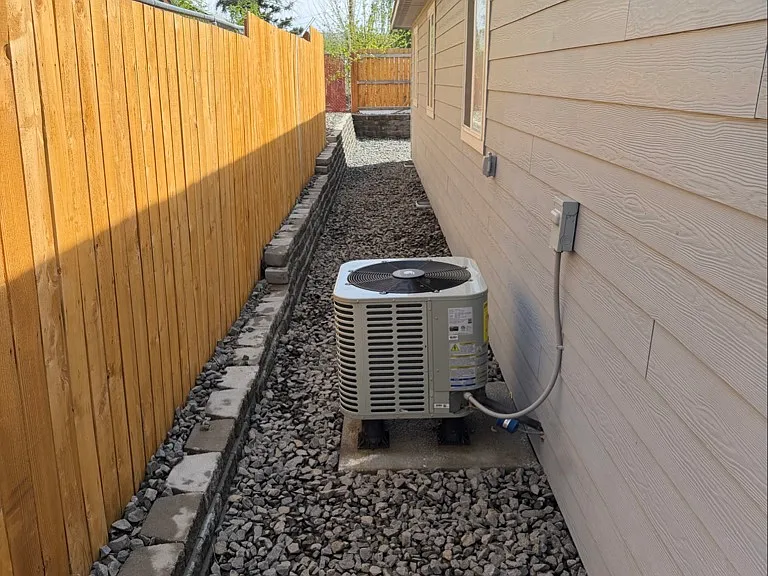 1900 W Mead Ave #1 — Photo 14