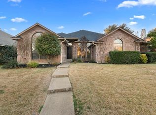 1515 Grady Ln, Cedar Hill, TX 75104