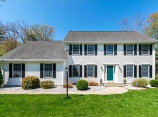 15 Bellows Rd, Wilbraham, MA 01095