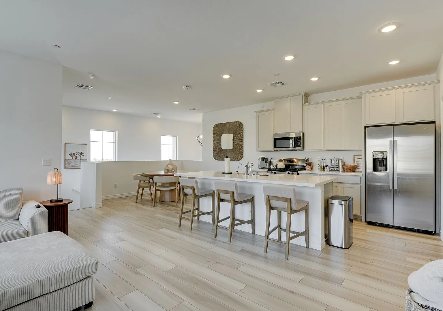 *Move In Special* Fully Furnished Condo In Summerlin 89138! Short Term! — Photo 2