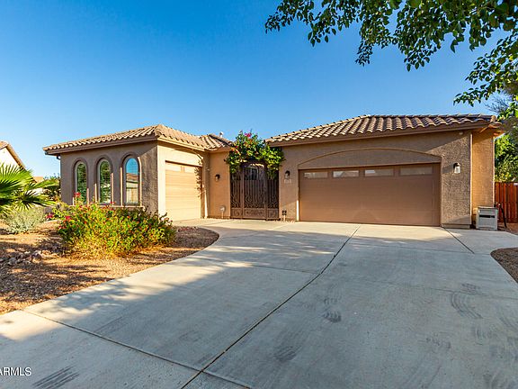 3rd image of 1173 E Furness Drive