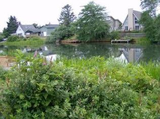 351 Canal Dr NE, Ocean Shores, WA 98569