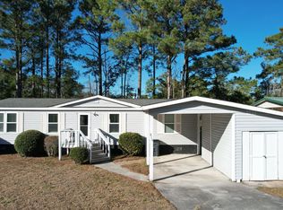 814 Mast Ct, Hampstead, NC 28443