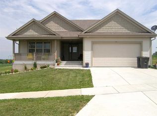 416 Saratoga Dr, Johnson Creek, WI 53038