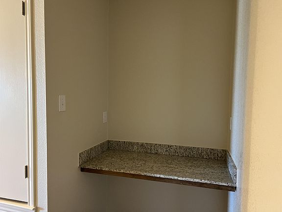 5th image of 5900 Cordillera Dr #B