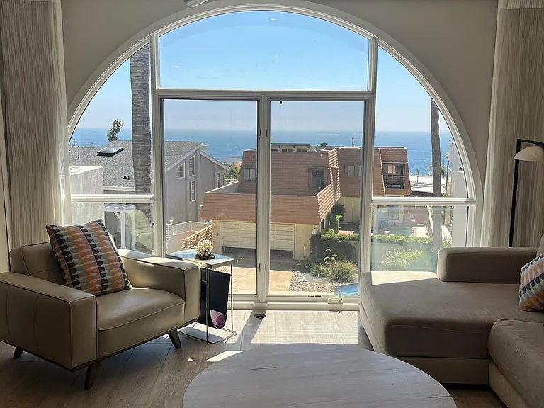 5470 La Jolla Blvd #H202 — Photo 3