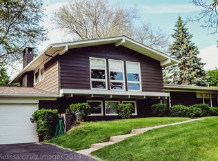 1652 Mark Hopkins Rd, Bloomfield Hills, MI 48302