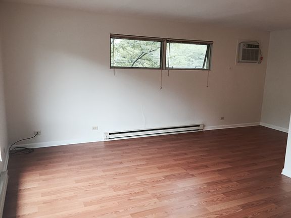 2nd image of 429 E Park Ave Ste 3