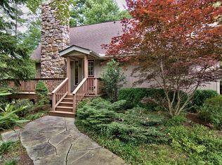 310 Duster Rd, Pocono Pines, PA 18350