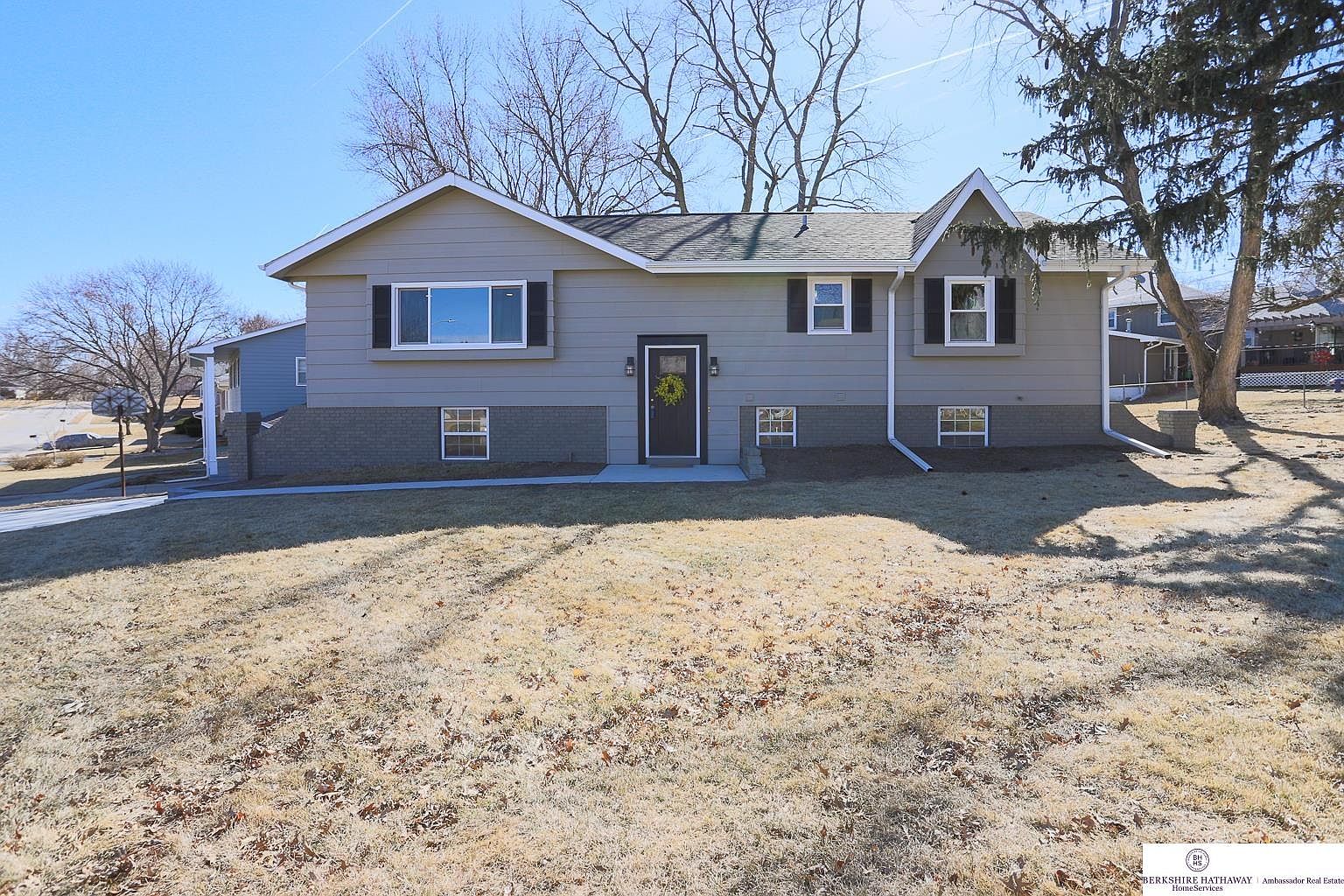8565 Geiler Ave, Ralston, NE 68127 Zillow