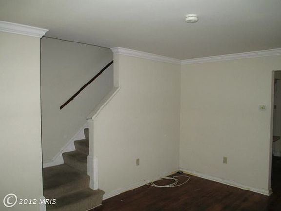 3rd image of 4226 Massachusetts Ave SE