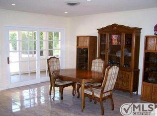 9508 Beckford Ave, Northridge, CA 91324