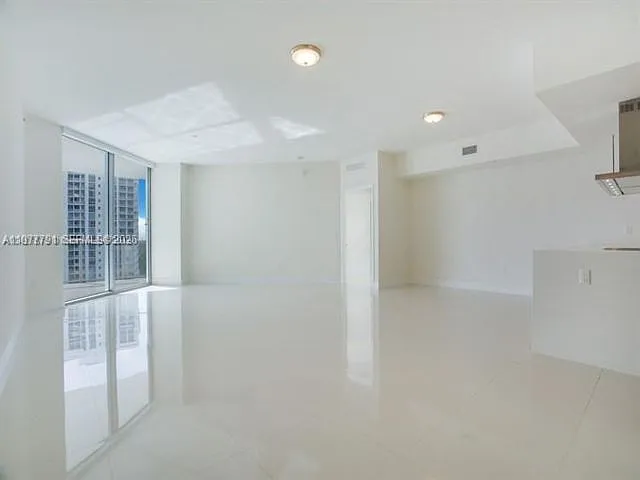 17301 Biscayne Blvd #1103 — Photo 12