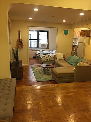 2nd image of 205 W 15th St APT 4D