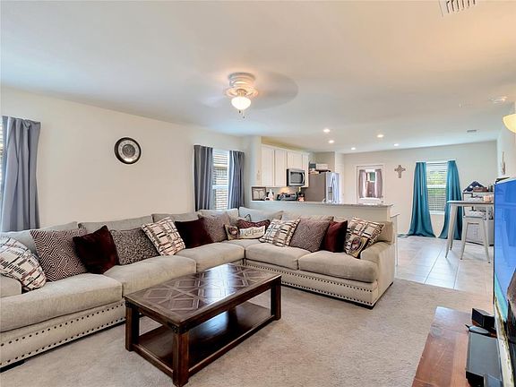5th image of 1066 Spofford Dr