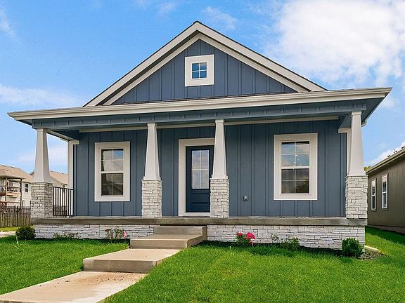 2nd image of 1600 Cottonwood Creek Ave #9